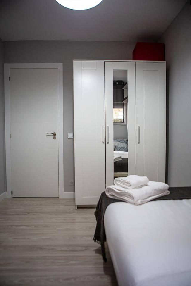 Lovely 3 Bedroom Apartment Next To Fuencarral Madrid Kültér fotó