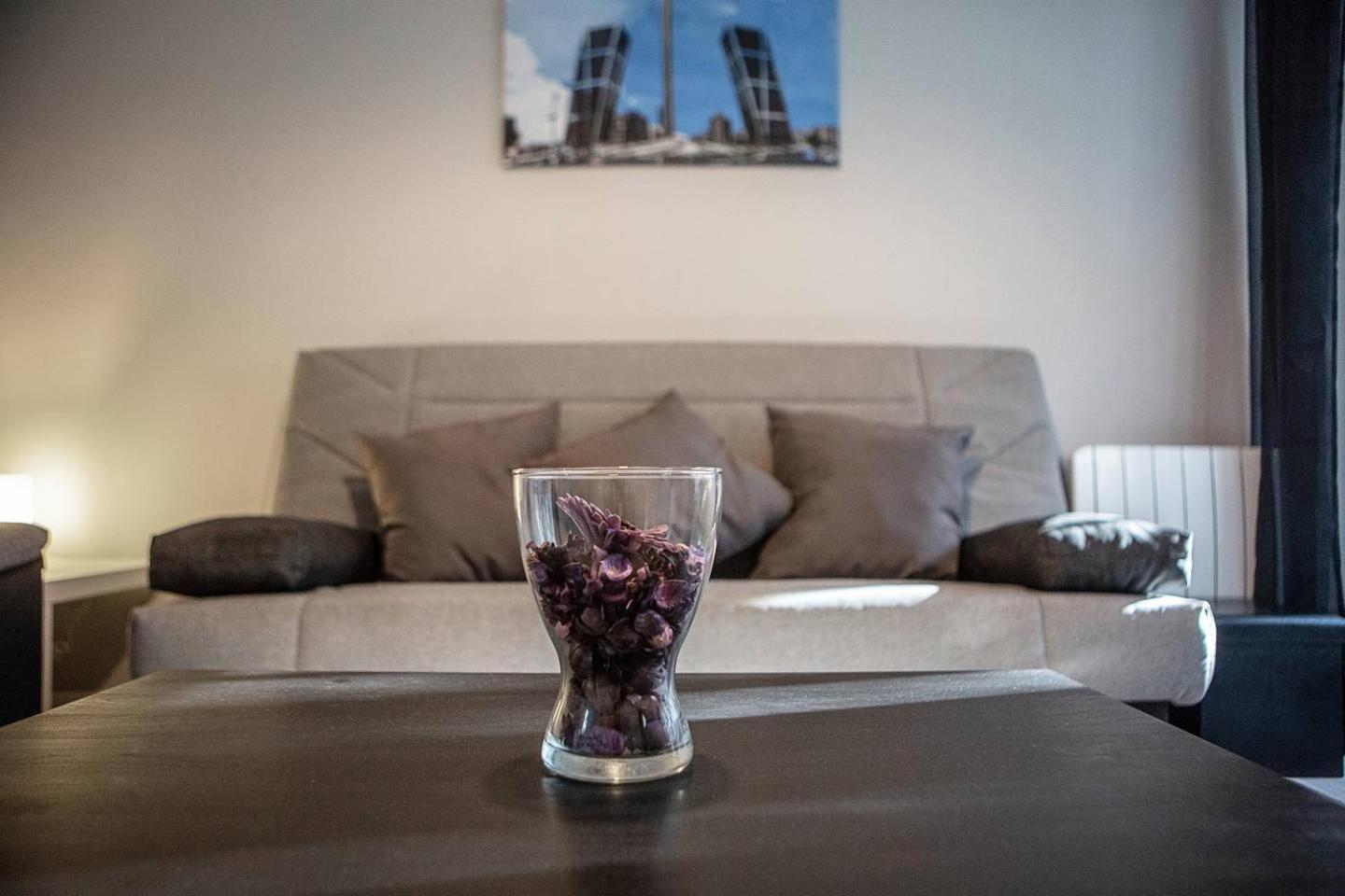Lovely 3 Bedroom Apartment Next To Fuencarral Madrid Kültér fotó